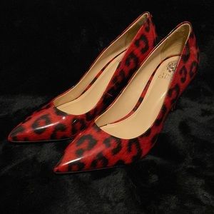 NIB Vince Camuto (Treesha) Leopard Print Patent Leather Heels